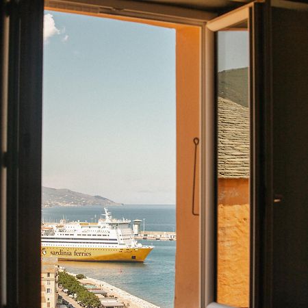 Apartamento Casa Mantinum Au Coeur De La Citadelle Bastia  Exterior foto