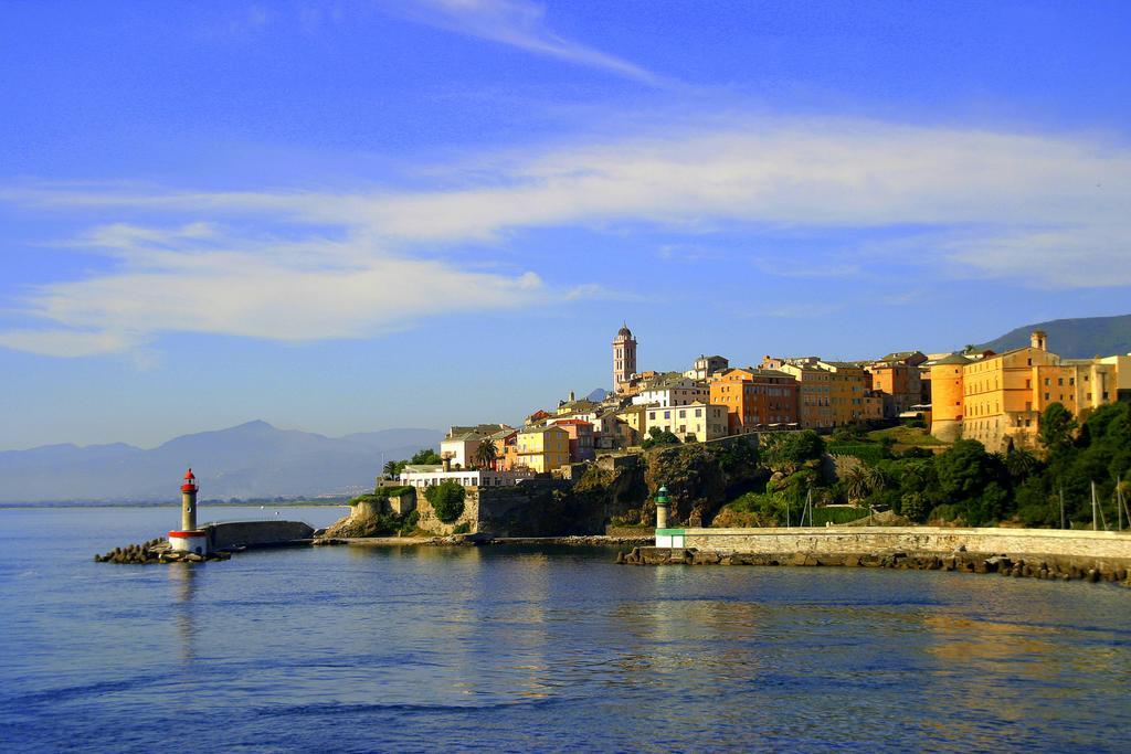 Apartamento Casa Mantinum Au Coeur De La Citadelle Bastia  Exterior foto
